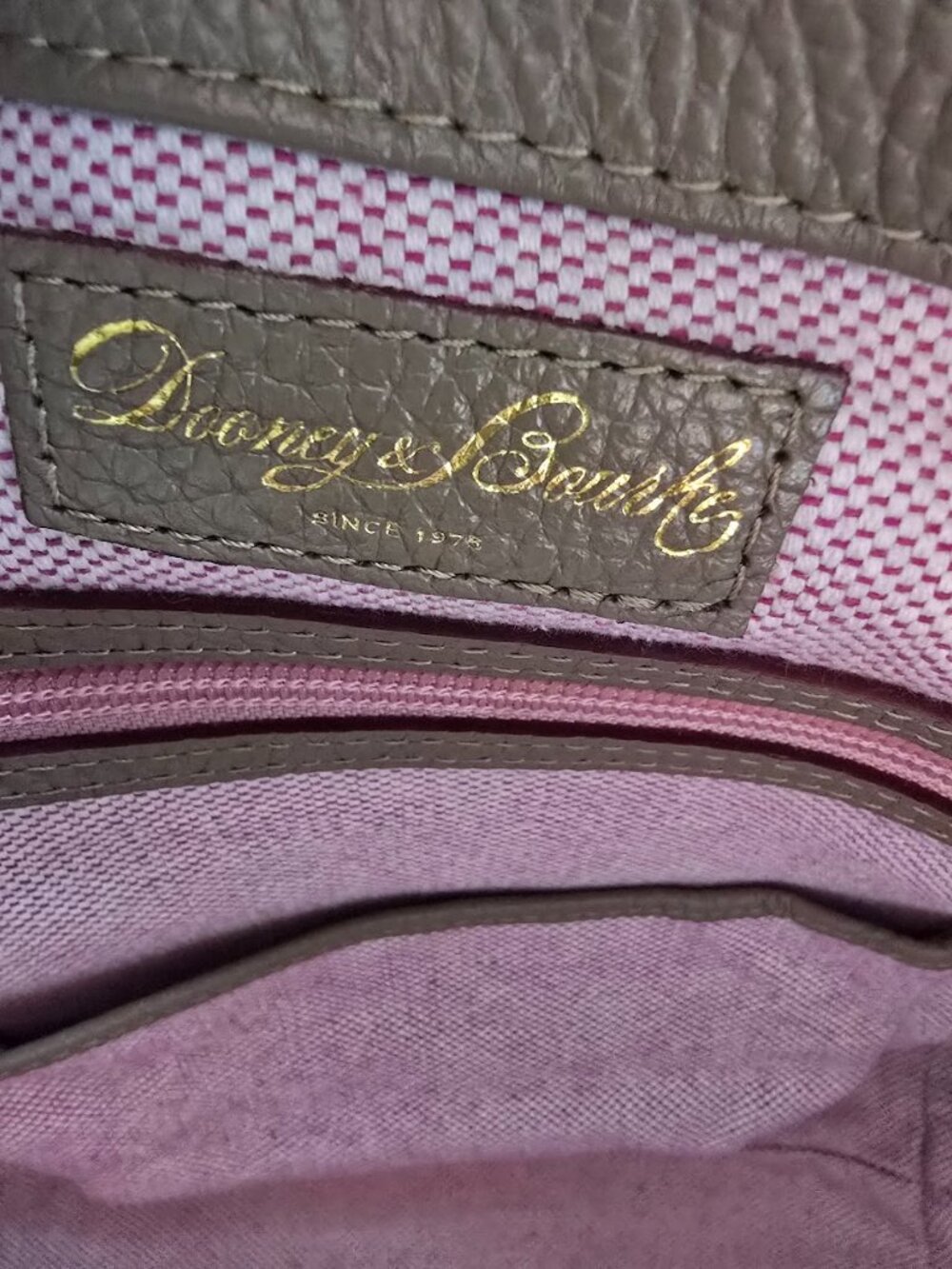 Dooney & Bourke Taupe Pebbled Leather Hobo Shoulder Bag Lock Sac - Picture 10 of 14